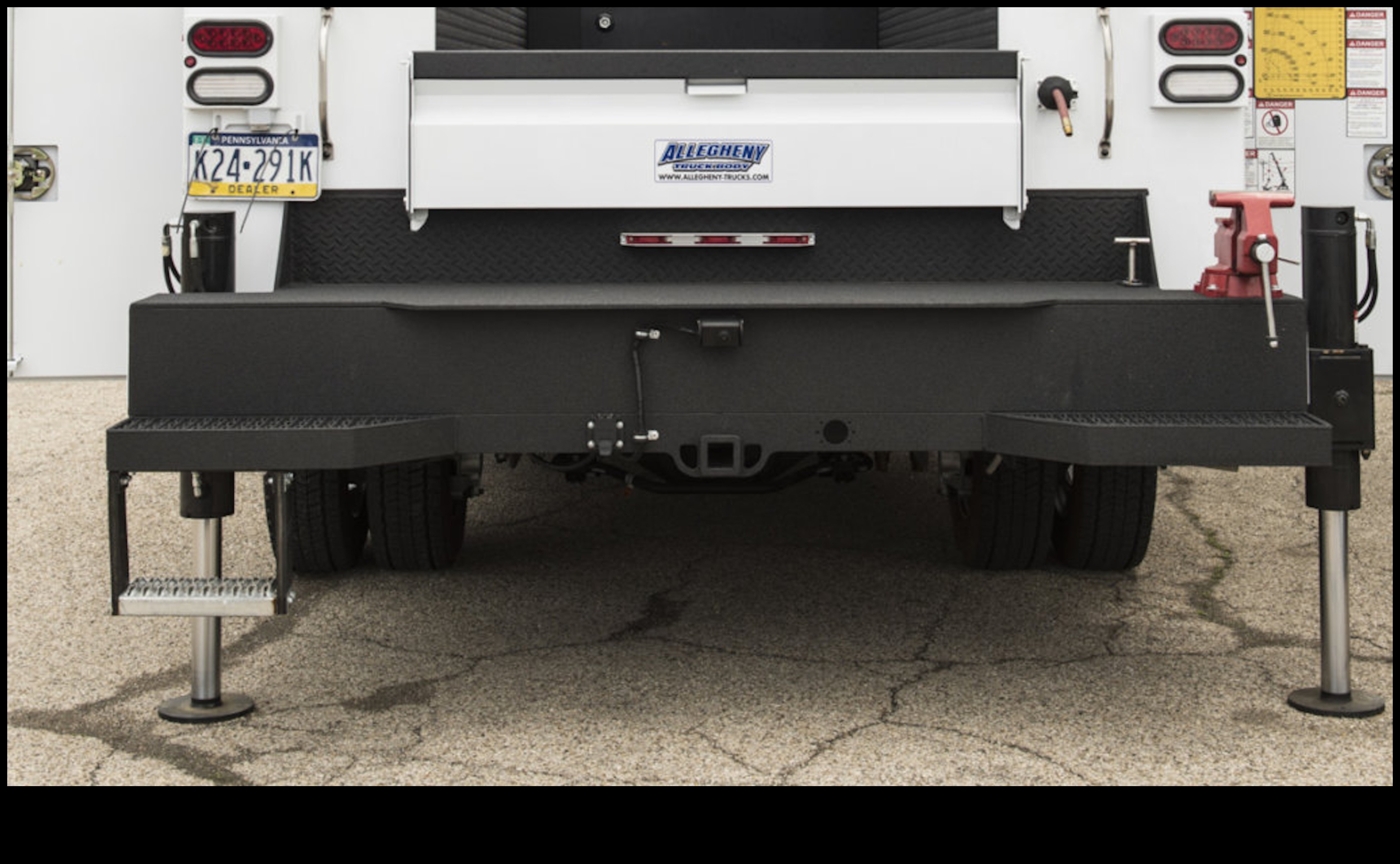 Marfa personalizată Creșteți stilul și funcționalitatea camionului dvs. cu accesorii personalizate 2 Marfă personalizată: personalizarea camioanelor pentru stil și funcționalitate