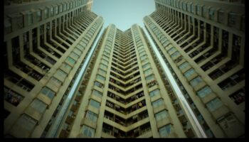 Tărâmul acoperișului: explorarea înălțimilor de cazare