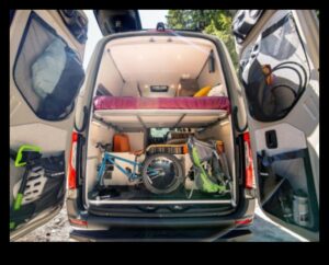 Transport personalizat: personalizarea furgonetelor pentru confort și funcționalitate